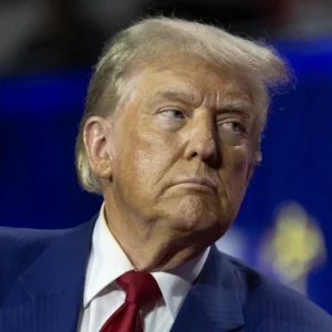 Trump-us92311386